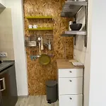 1bd Close To Apartment *